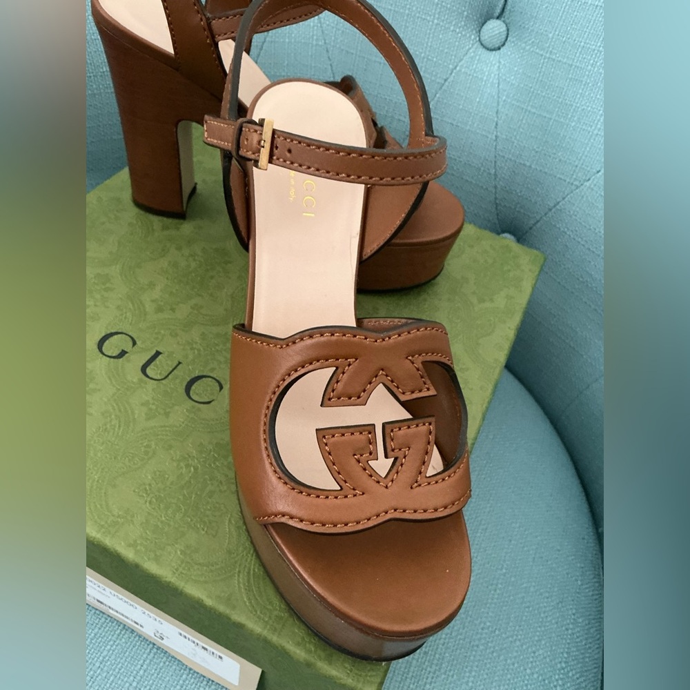 GUCCI Women 36.5 Interlocking GG Cutout Brown Platform Sandals 💯 Authentic - Picture 9 of 14